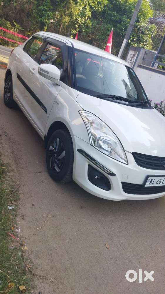 Maruti Suzuki Swift Dzire 1.2 Vxi Bsiv, 2014, Petrol