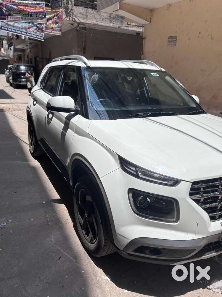 Hyundai Petrol Car 2019