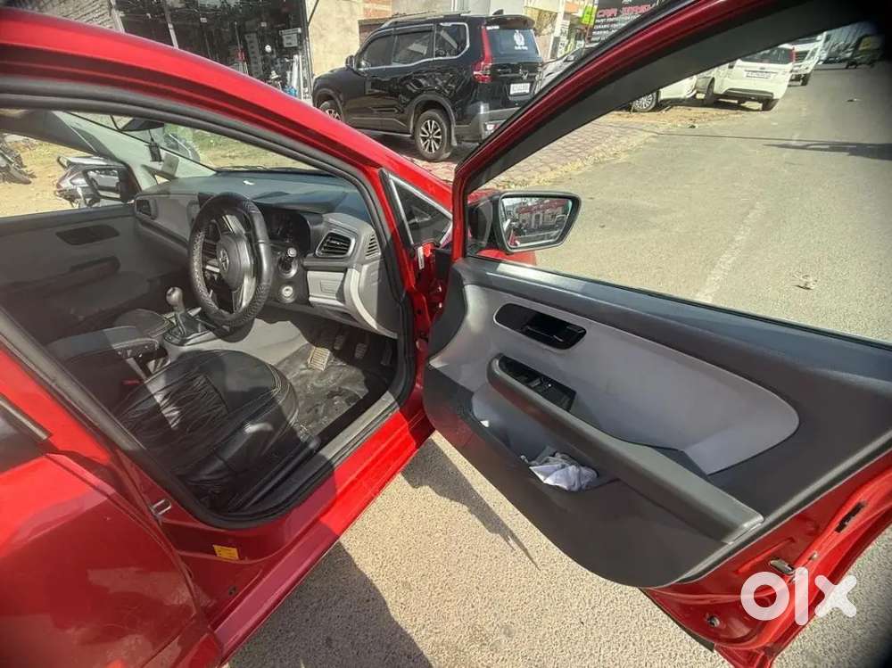 Tata Altroz 1.2 Petrol 2021