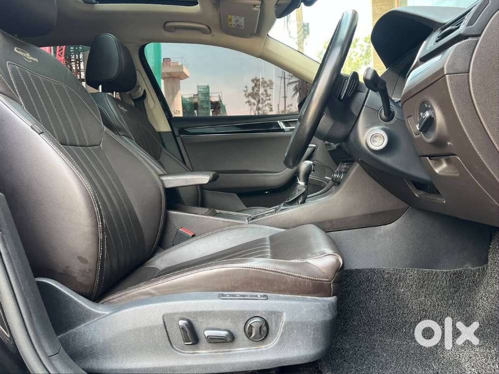 Skoda Superb 2.0 Tsi At L&k, 2021, Petrol