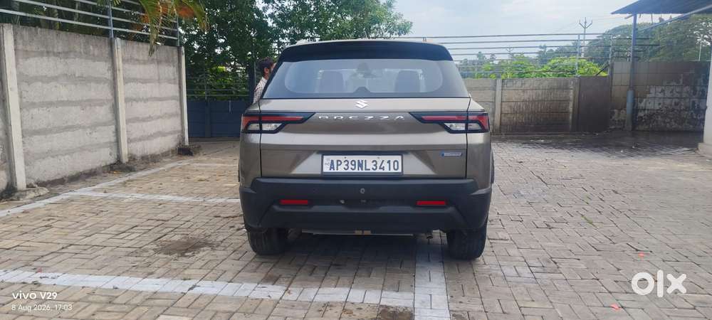 Maruti Suzuki Brezza 1.5 Lxi Smart Hybrid, 2022, Petrol