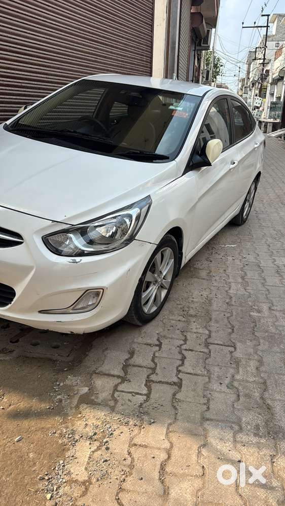 Pb No Hyundai Fluidic Verna 2013 Diesel Good Condition