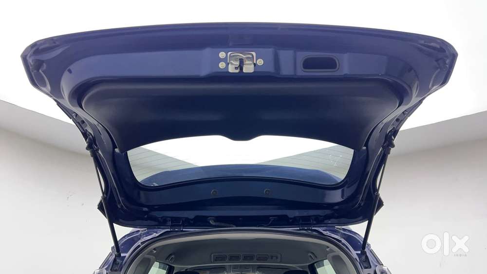 Maruti Suzuki Xl6 1.5 Alpha At, 2022, Petrol