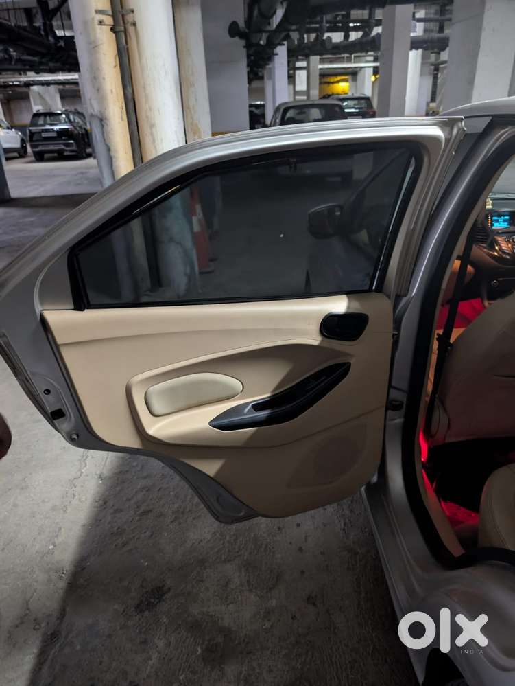 Ford Figo Aspire 2016 Diesel 180000 Km Driven