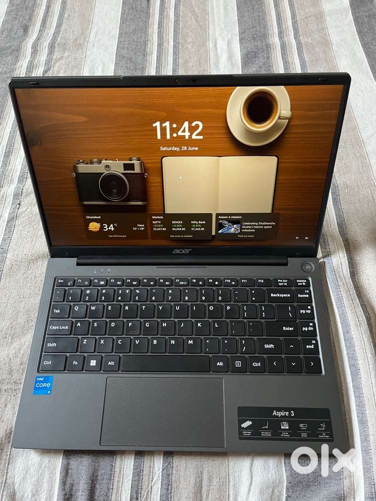 Aspire 3: i5 13th gen 1334U/ 16GB RAM/ 512SSD