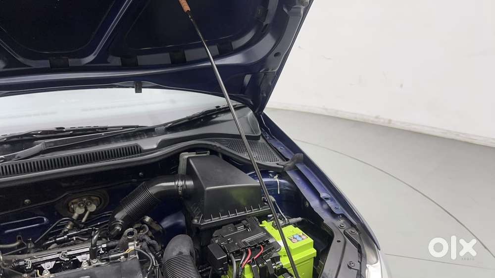 Volkswagen Polo Petrol Comfortline 1.2l, 2013, Petrol