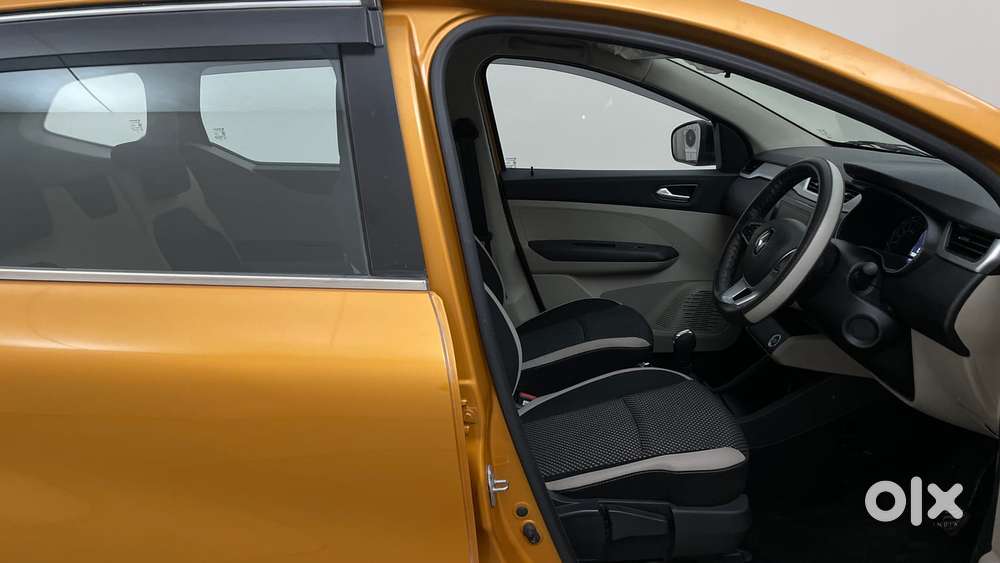 Renault Triber Rxz Easy-r Amt, 2022, Petrol