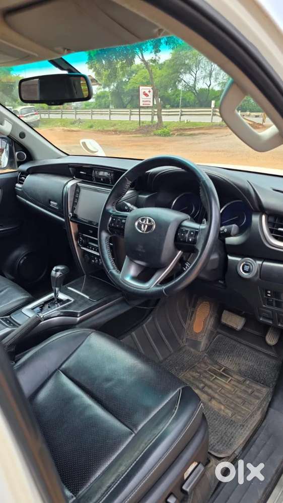 Toyota Fortuner 4x2 At, 2023, Diesel