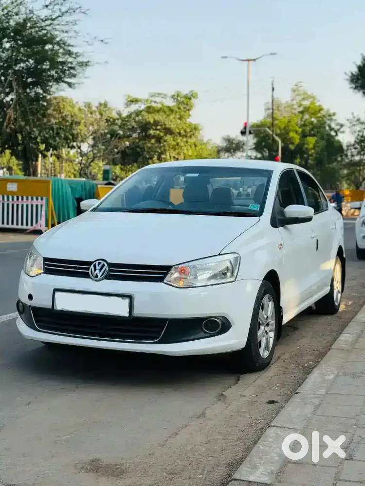 Volkswagen Vento 1.6 Highline