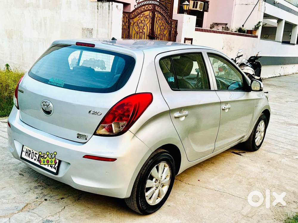 Hyundai I20 2010-2012 1.2 Sportz Option, 2012, Cng & Hybrids