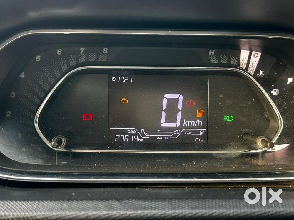 Tata Tiago 2022 Petrol 27000 Km Driven