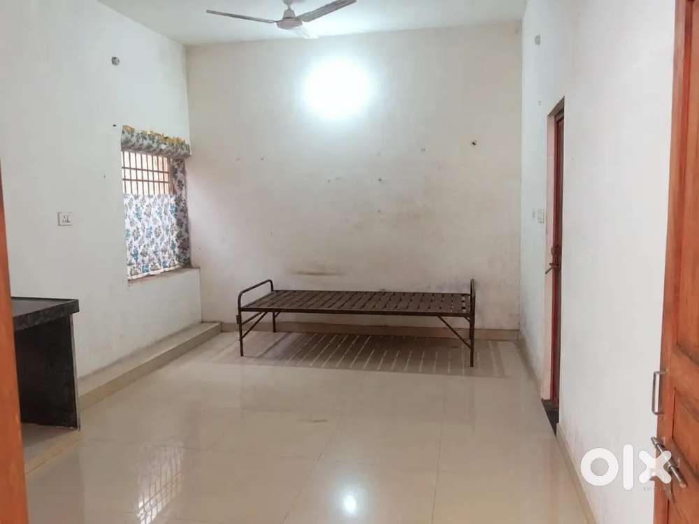 Room Available for Rent in fresh condition