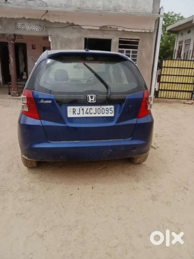 Honda Jazz पेट्रोल 2009 गाड़ी