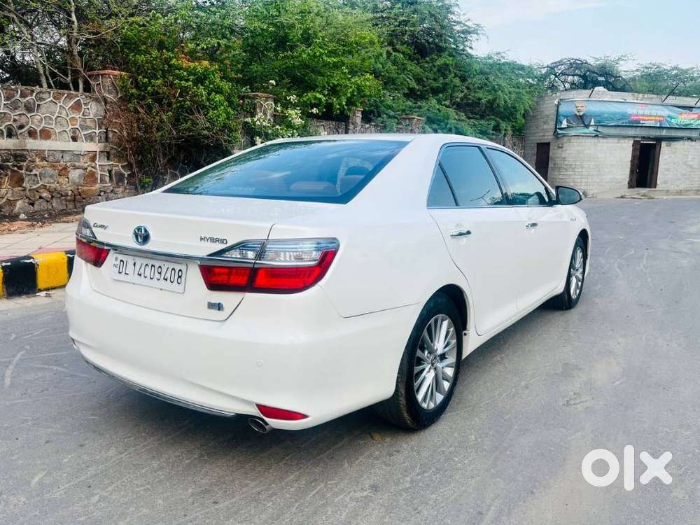 Toyota Camry 2.5 Hybrid, 2018, Cng & Hybrids