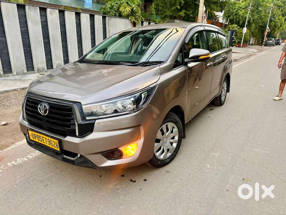 Toyota Innova Crysta 2015 Model