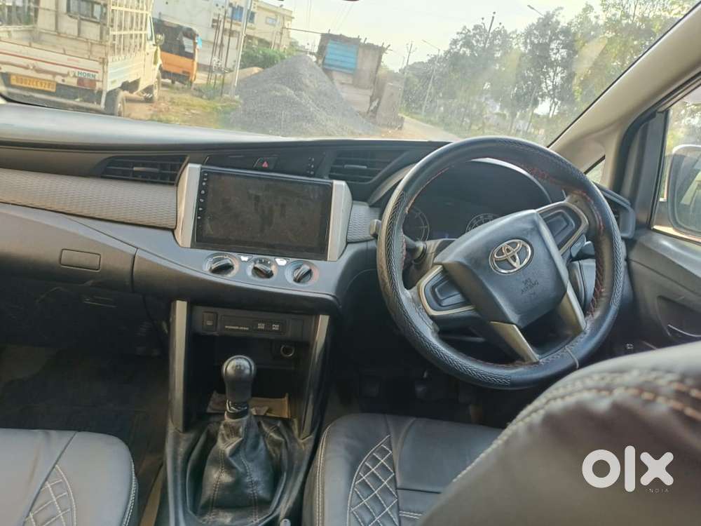 Toyota Innova Crysta 2.4 G Mt 8s, 2016, Diesel