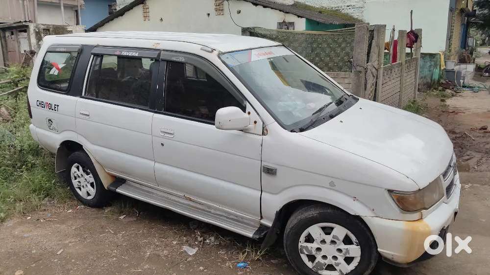 Chevrolet Tavera Neo 2012 Variant