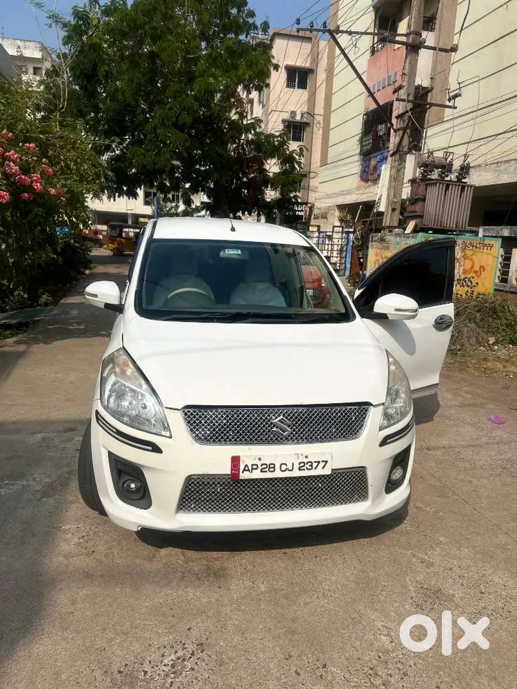 Maruti Suzuki Ertiga Zdi Topend 2012 Diesel Excellent Condition