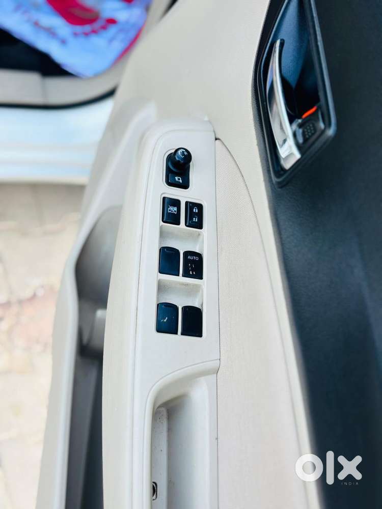 Maruti Suzuki Swift Dzire 1.2 Vxi Bsiv, 2023, Cng & Hybrids