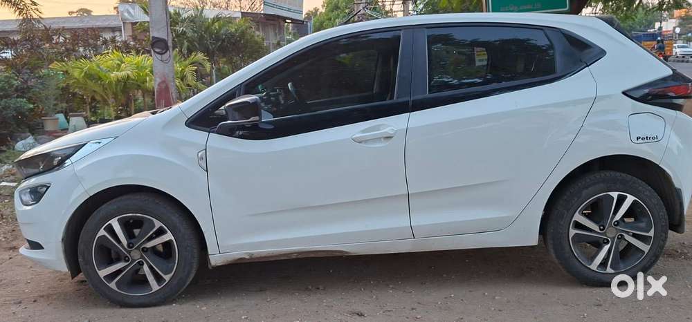 Tata Tiago 1.2 Soccer Edition Amt, 2022, Petrol