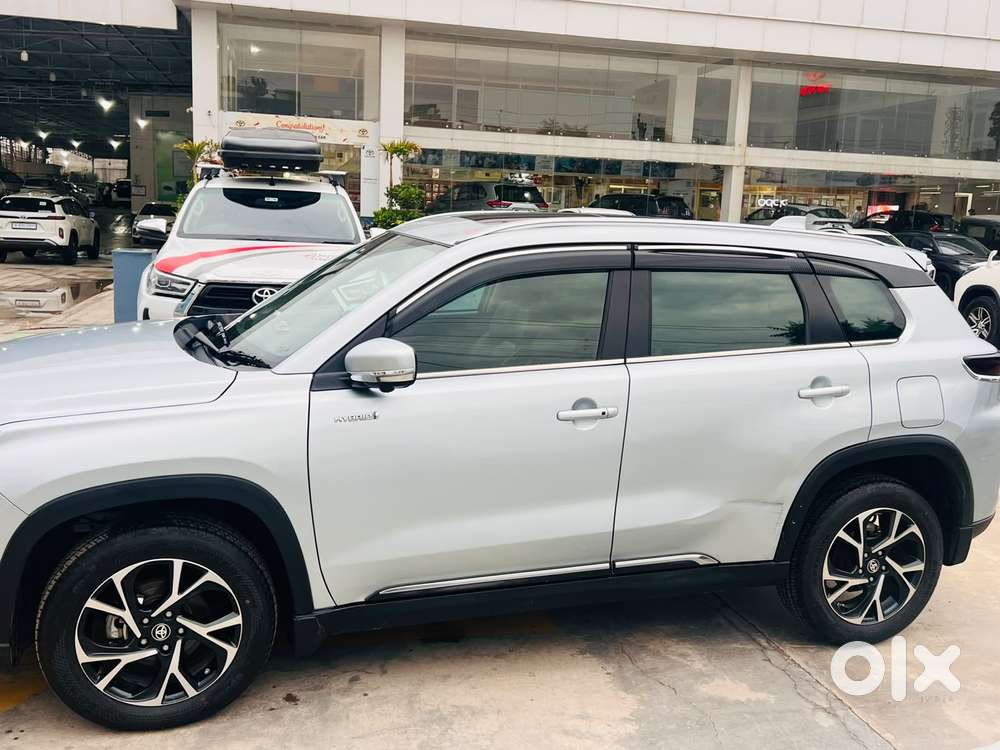 Toyota Urban Cruiser Hyryder 1.5 V Hybrid, 2024, Cng & Hybrids