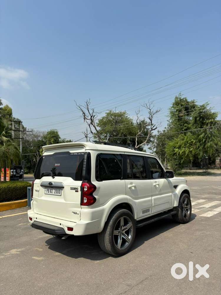 Mahindra Scorpio Classic 2020