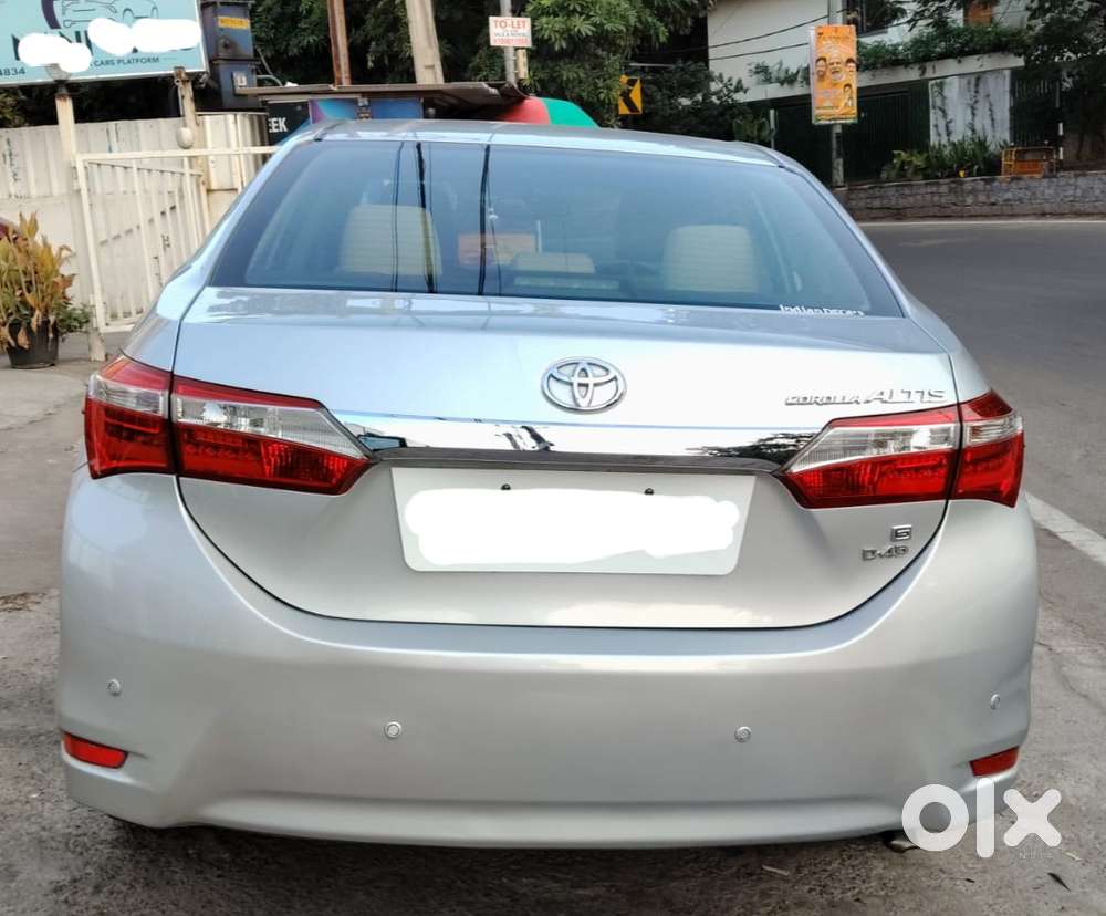 Toyota Corolla Altis 2013-2017 D-4d G, 2015, Diesel