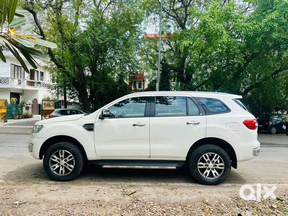 Ford Endeavour 3.2 Titanium 4x4 At, 2018