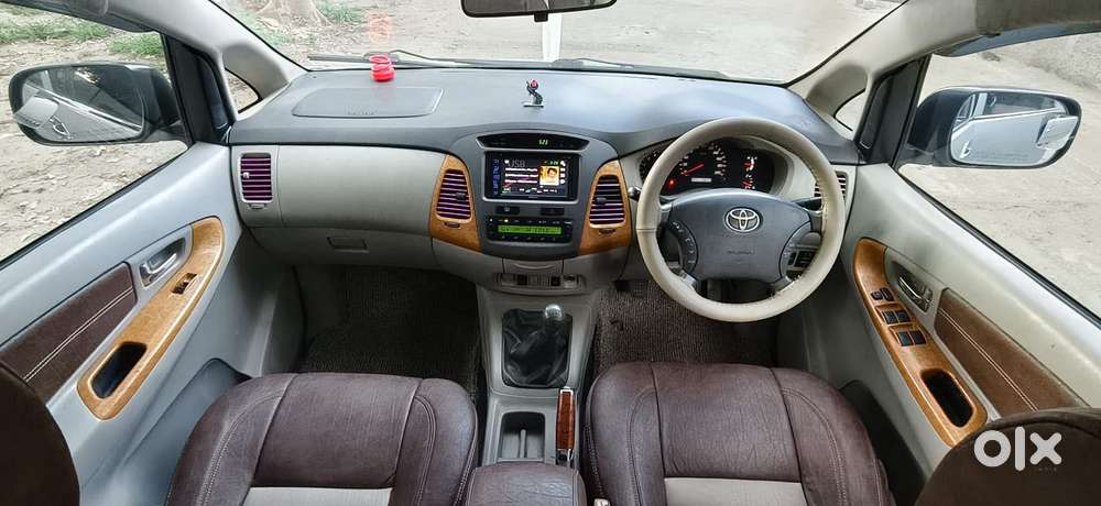 Toyota Innova 2.0 Vx 8 Str, 2011, Diesel