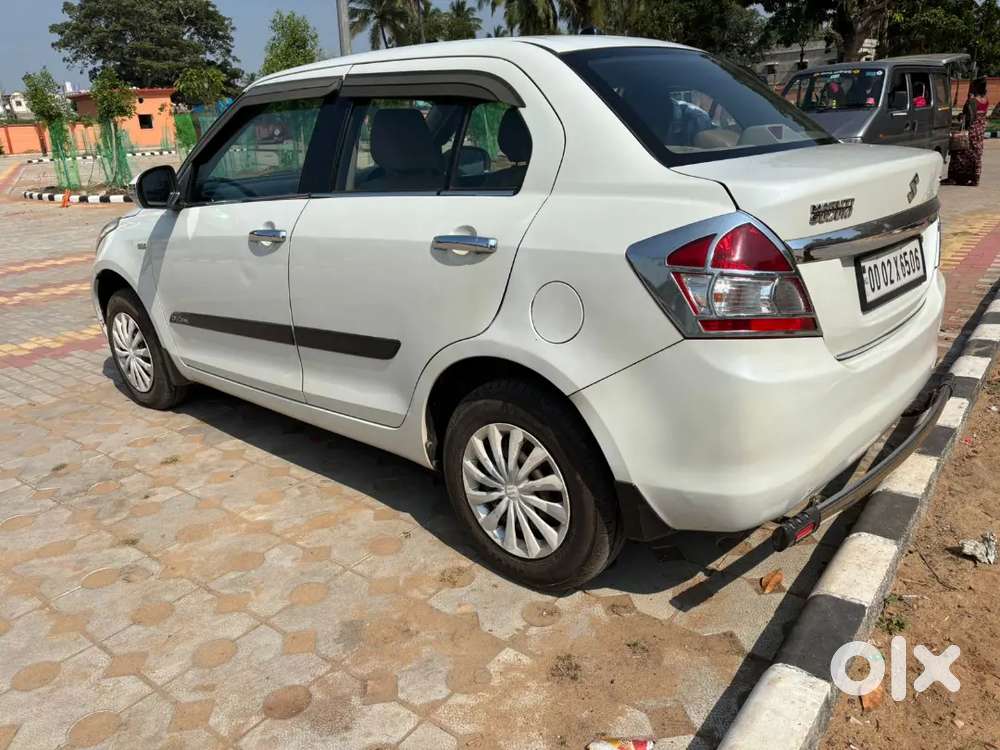 Maruti Suzuki Swift Dzire 2016