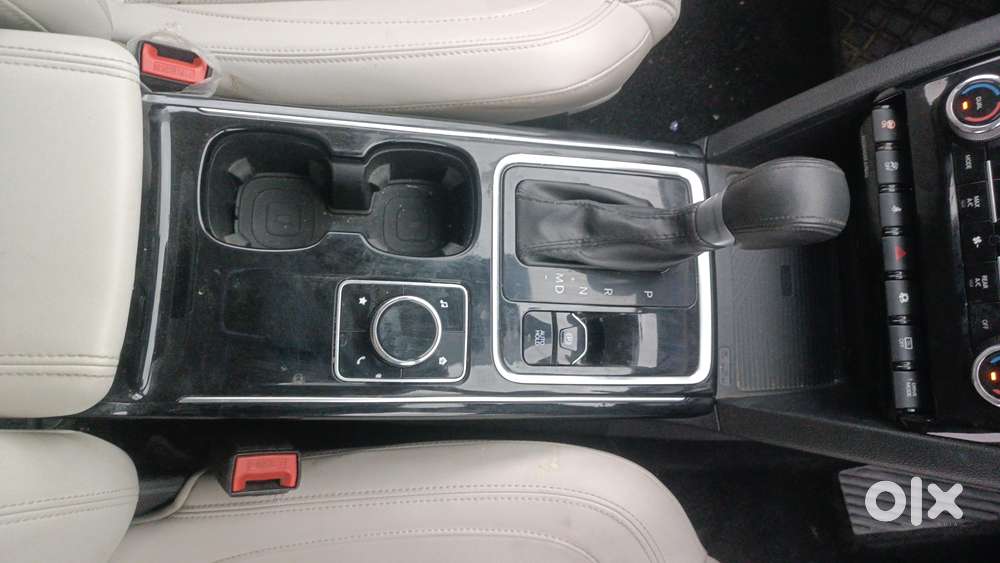 Mahindra Xuv700 2.0 Ax 7 Petrol At Str, 2023, Diesel