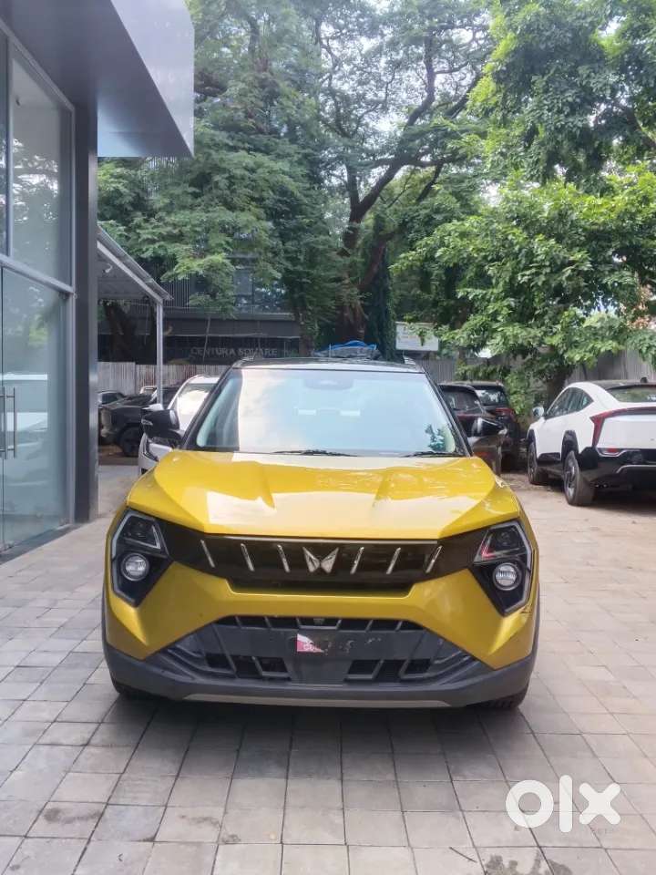 Mahindra Xuv 3xo Ax7l 1.2 Petrol At (pg), 2024, Petrol