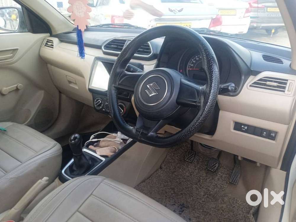 Maruti Suzuki Swift Dzire 2023 Cng & Hybrids 117500 Km Driven