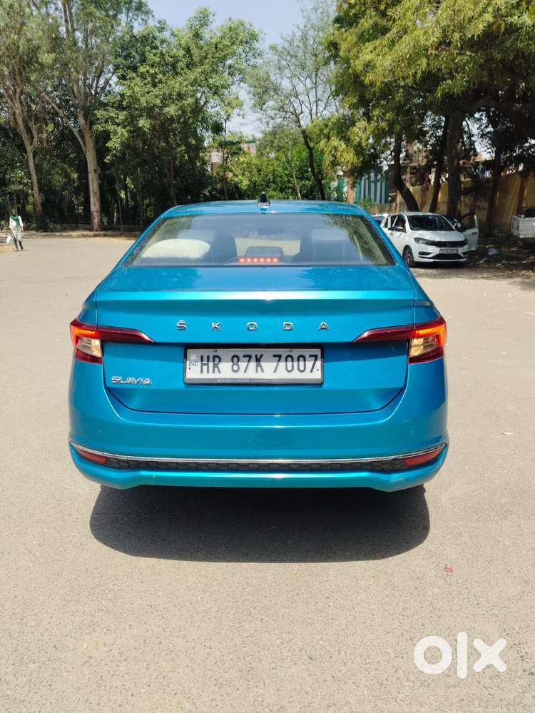 Skoda Slavia 1.0 Tsi Style At, 2022, Petrol