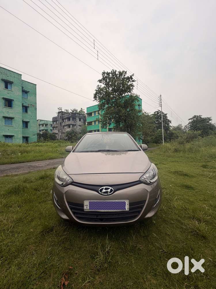Hyundai I20 Magna 1.2 Vtvt, 2013, Petrol