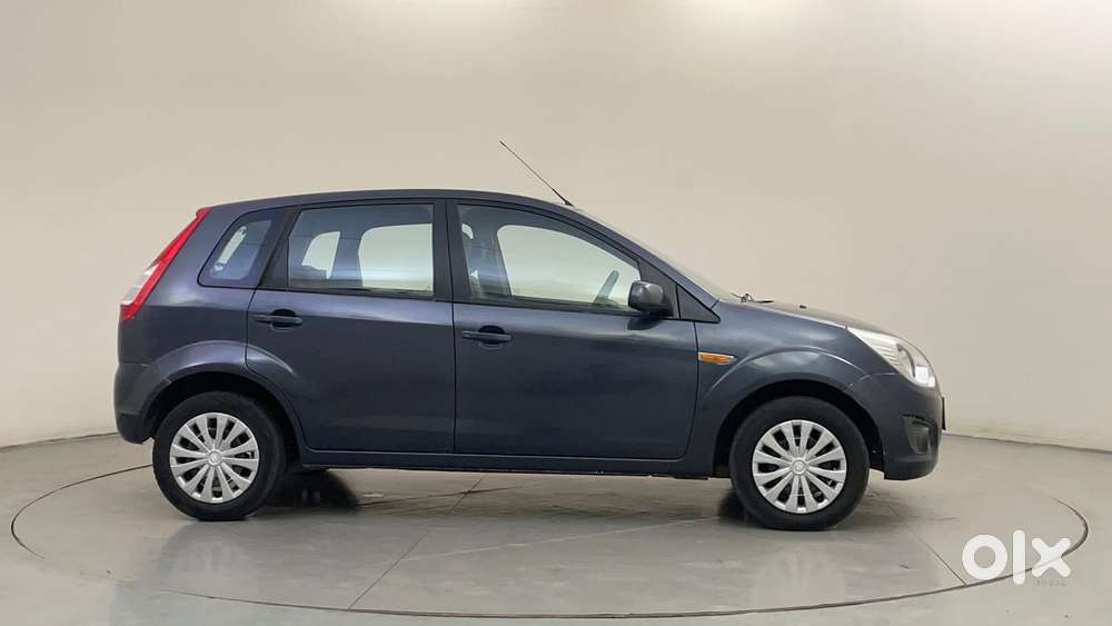 Ford Figo Petrol ZXI, 2013, Petrol