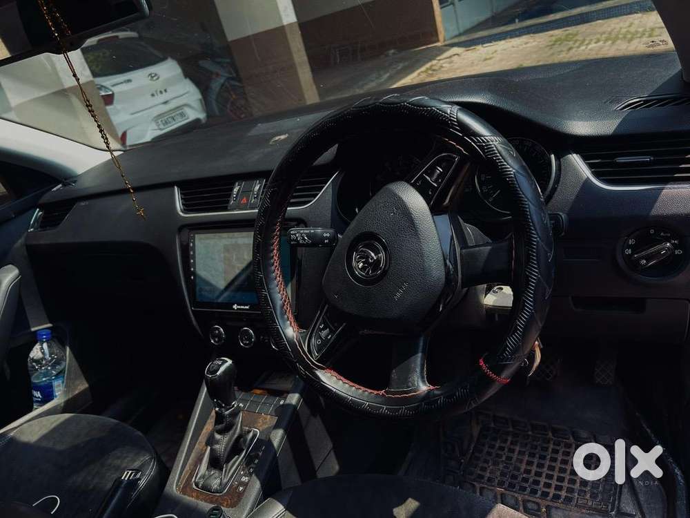 Well Maintained Mint Condition With Upgraded Wheels And Infotainment