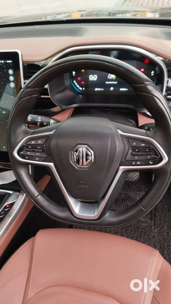Mg Hector Plus 1.5 Sharp Turbo Cvt 6 Str, 2023, Petrol