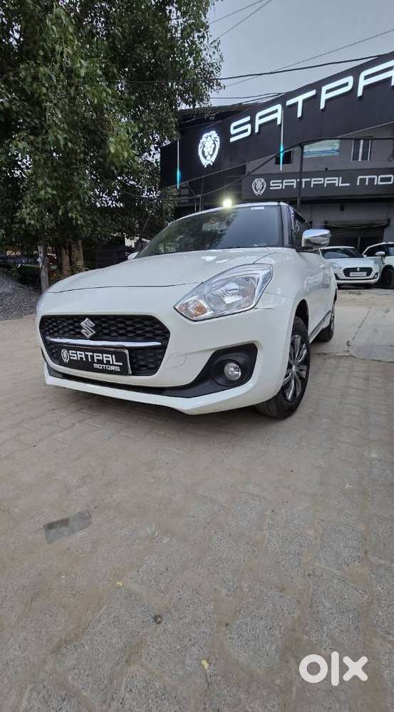 Maruti Suzuki Swift 1.2 Vxi (o), 2022, Petrol