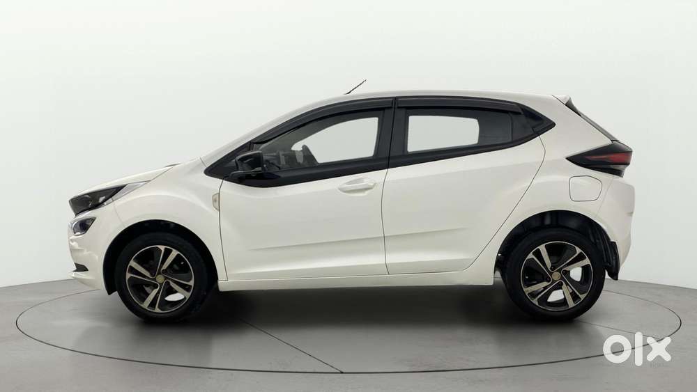 Tata Altroz Xz, 2022, Petrol