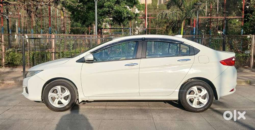 Honda City V At Sunroof, 2015, Petrol