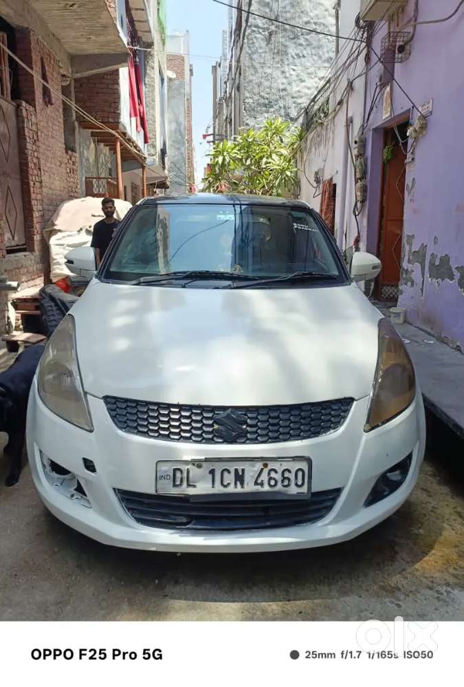 Maruti Suzuki Swift 2012 Cng & Hybrids Good Condition