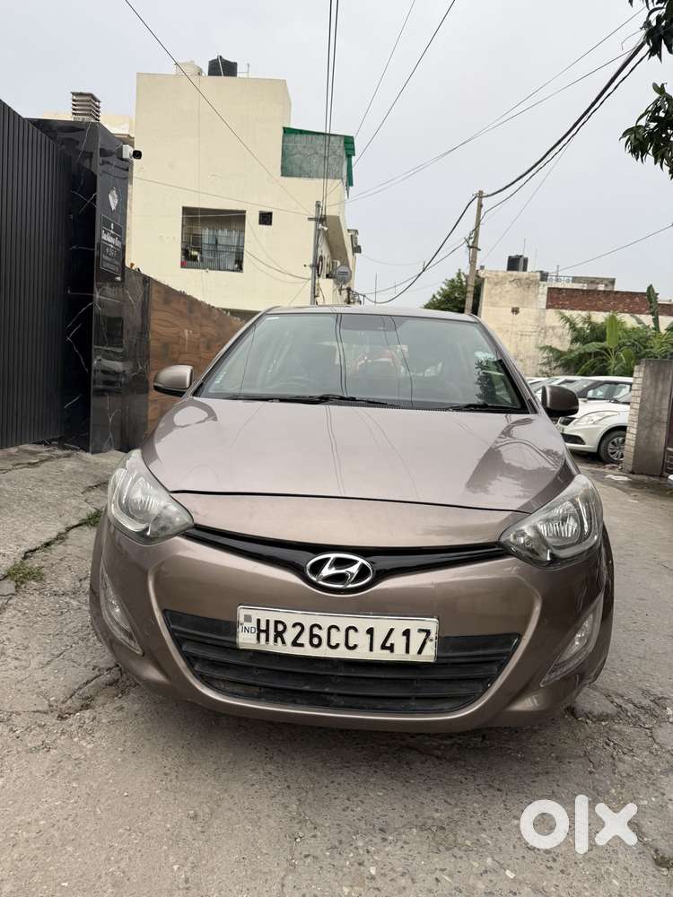Hyundai I20 Sportz 1.2 Bs-iv, 2013, Petrol