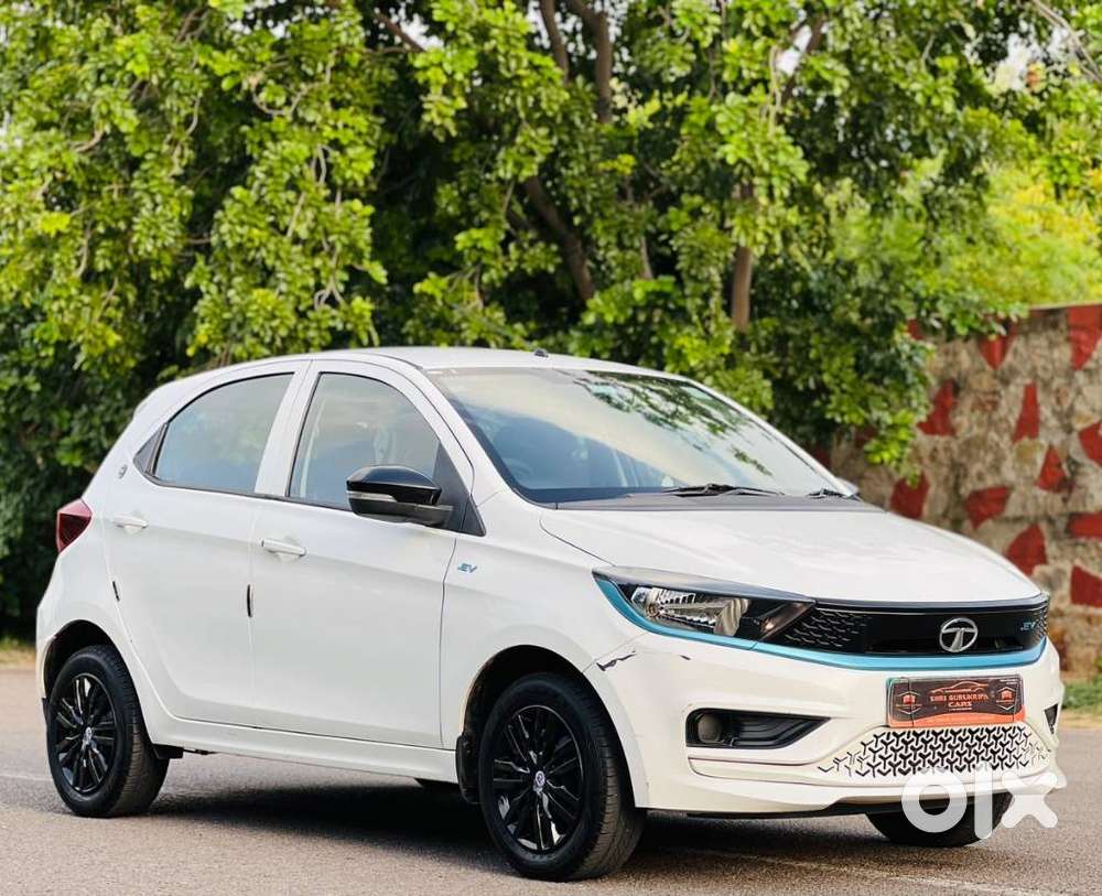 Tata Tiago EV XT LR, 2023, Electric - Photo 1