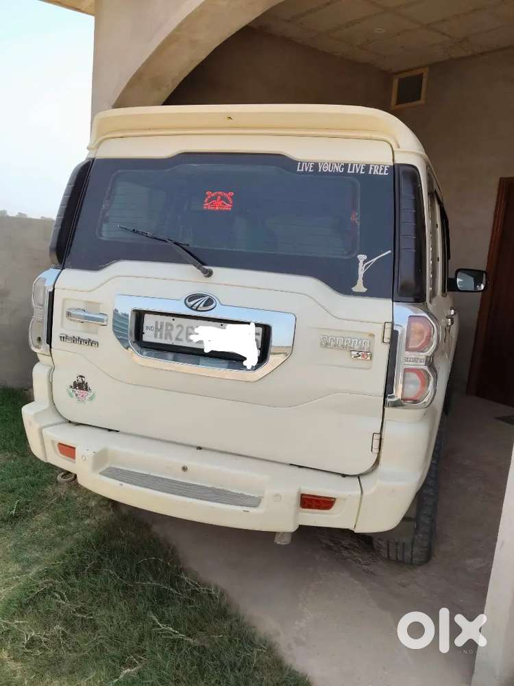 Mahindra Scorpio 2016 Diesel 128000 Km Driven