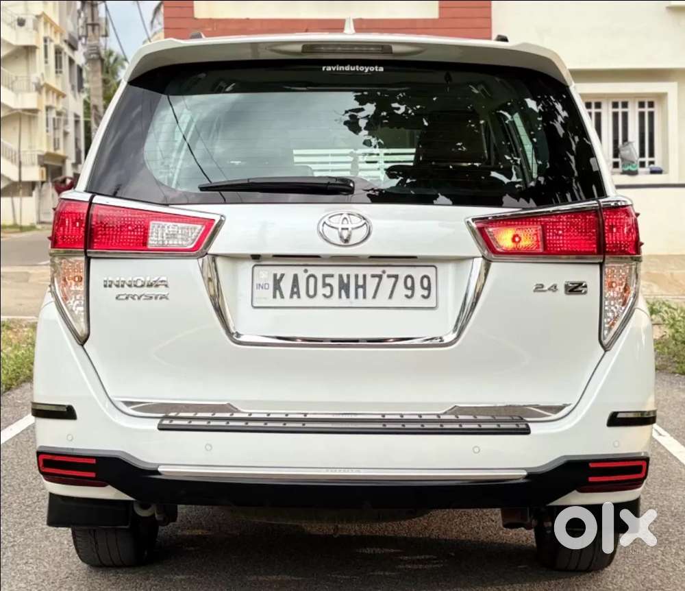 Toyota Innova Crysta [2020-ongoing] 2.4 Zx 7 Str, 2023, Diesel