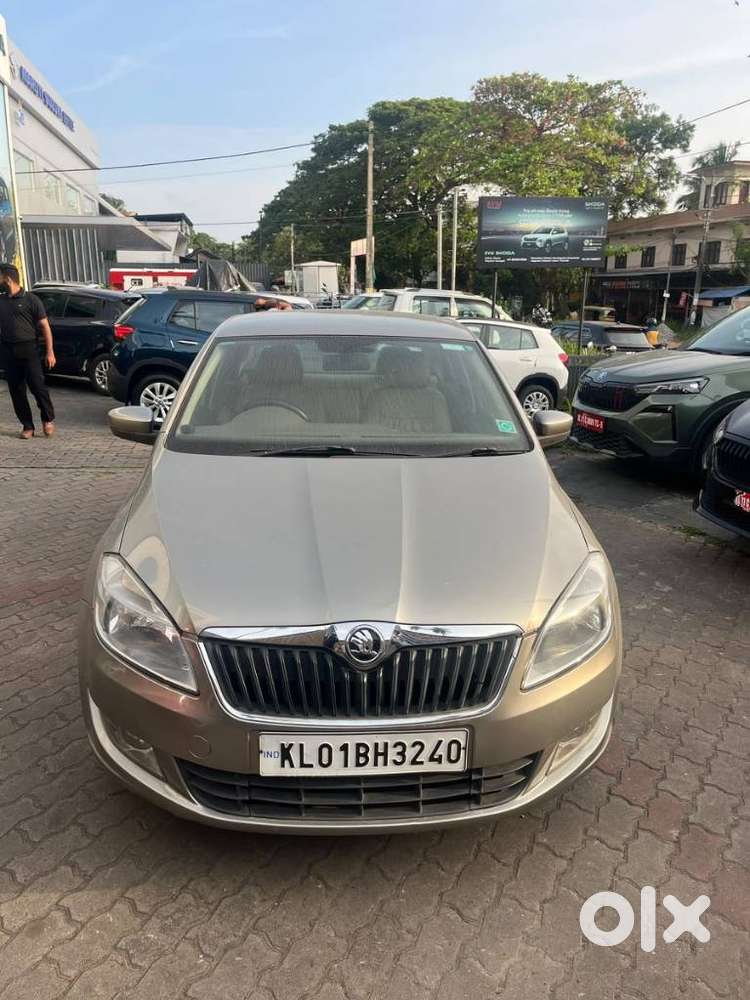 Skoda Rapid 1.6 Tdi Ambition, 2012, Diesel