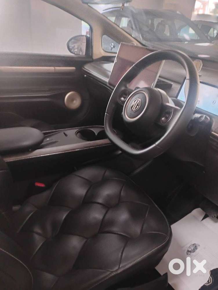 Mg Windsor Ev Essence, 2024, Electric