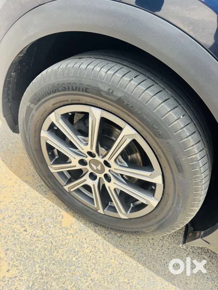 Mahindra Xuv700 Diesel At 2023