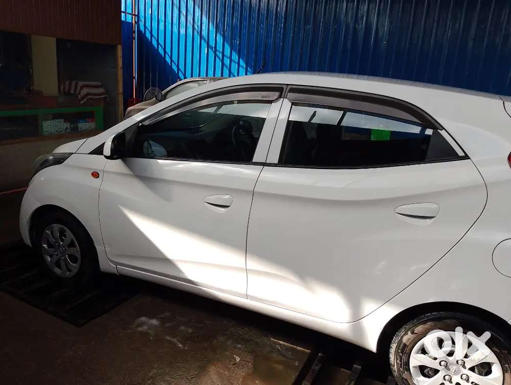 Hyundai Eon Sportz 2017 Petrol